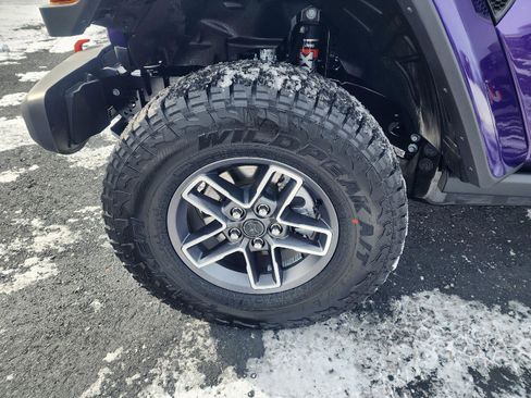 New 2026 Jeep Gladiator Mojave w/ Safety Group image 9