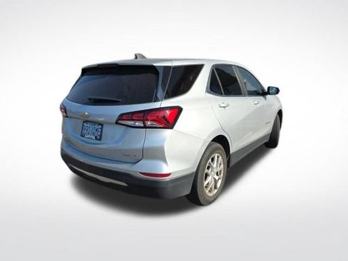 Used 2022 Chevrolet Equinox LT AWD/4WD image 3