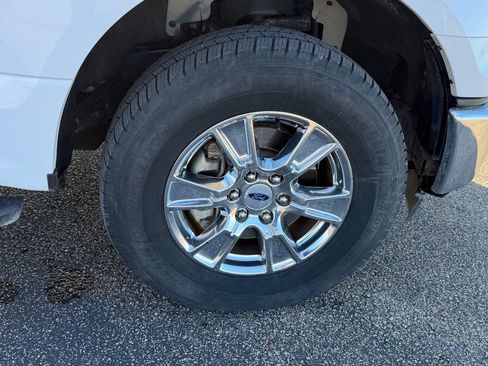 Certified 2017 Ford F150 XLT w/ Equipment Group 302A Luxury image 15