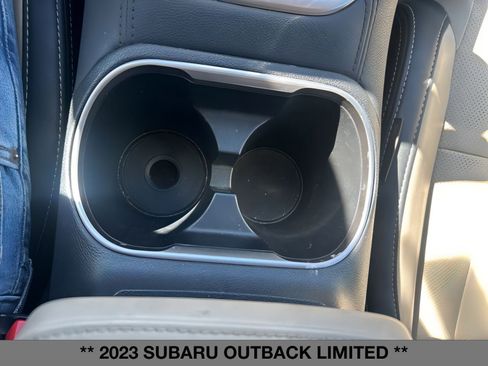 Used 2023 Subaru Outback Limited image 30