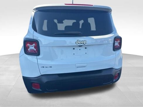 Used 2023 Jeep Renegade Latitude image 26