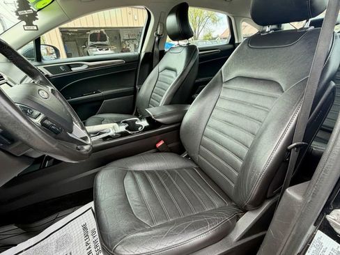 Used 2016 Ford Fusion SE w/ Equipment Group 202A AWD/4WD image 23