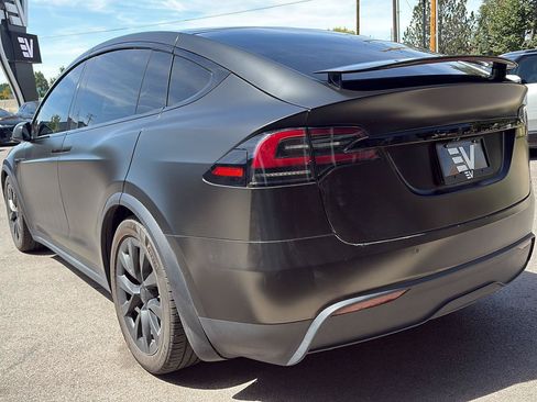 Used 2022 Tesla Model X AWD/4WD image 6