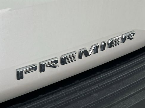 Used 2023 Chevrolet Tahoe Premier image 32