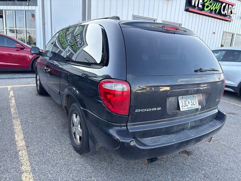 Used 2005 Dodge Grand Caravan SXT FWD image 7
