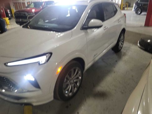 Used 2025 Buick Encore GX Avenir w/ Avenir Technology Package image 8