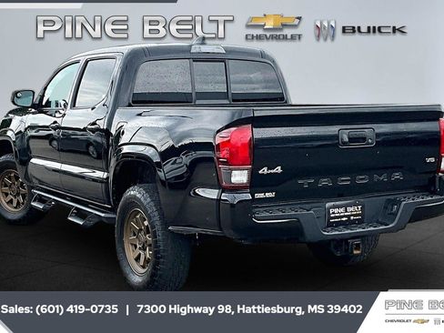 Used 2023 Toyota Tacoma SR AWD/4WD image 2