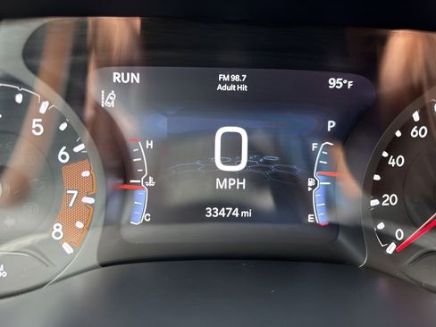 Used 2025 Jeep Compass Latitude AWD/4WD image 22