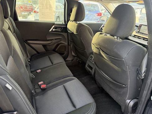 Used 2022 Mitsubishi Outlander ES image 35