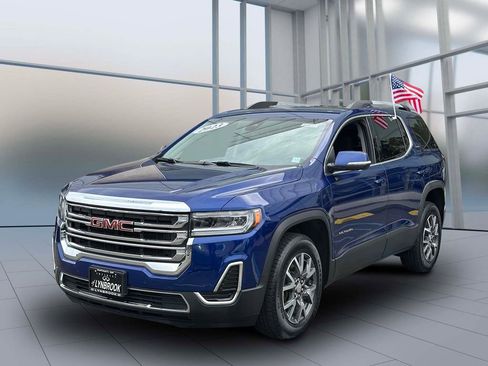 Used 2023 GMC Acadia SLE w/ Driver Convenience Package image 4