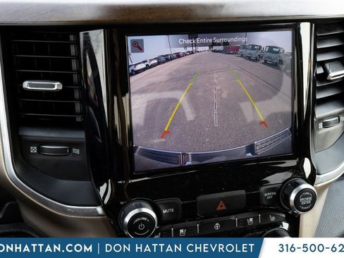 Used 2022 RAM 1500 Laramie AWD/4WD image 9
