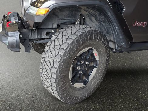 Used 2019 Jeep Wrangler Unlimited Rubicon AWD/4WD image 32