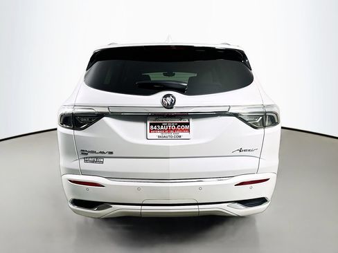 Used 2023 Buick Enclave Avenir w/ Avenir Technology Package AWD/4WD image 6