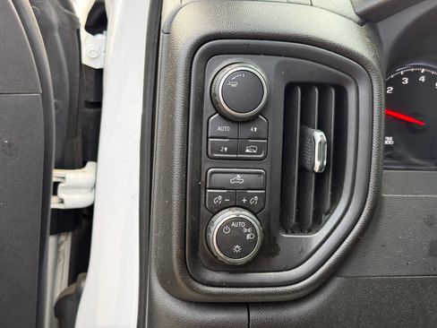 Certified 2022 Chevrolet Silverado 1500 Custom w/ LPO, Dark Essentials Package AWD/4WD image 15