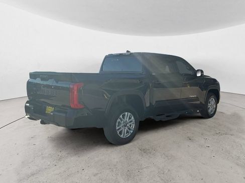 Used 2026 Toyota Tundra SR5 w/ SR5 Premium Package AWD/4WD image 5