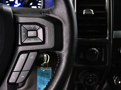 Used 2017 Ford F150 XLT w/ Equipment Group 302A Luxury image 21