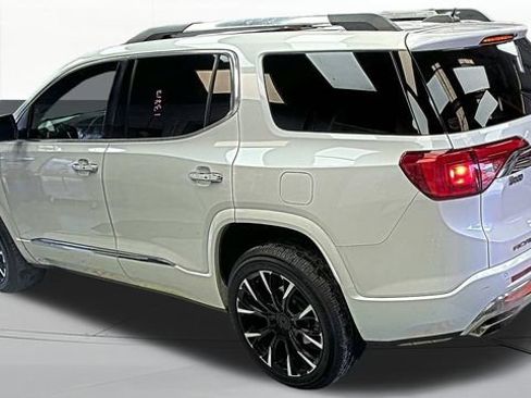 Used 2019 GMC Acadia Denali w/ Technology Package image 10