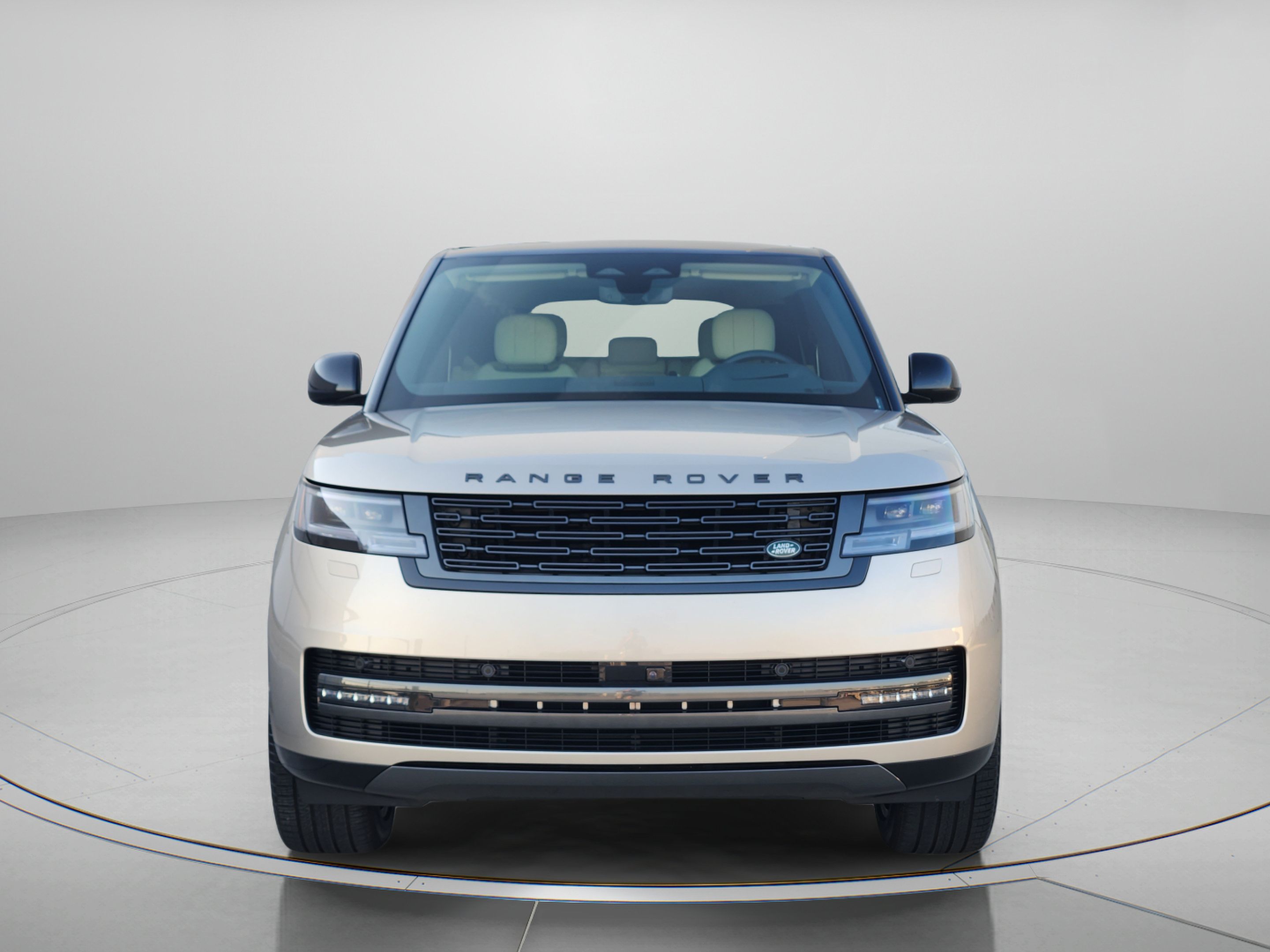 Certified 2026 Land Rover Range Rover SE AWD/4WD image 6