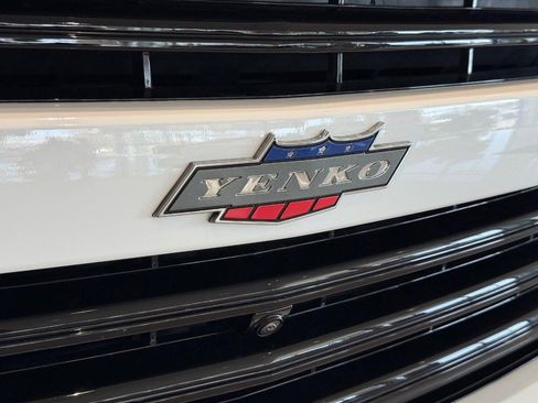 Used 2023 Chevrolet Suburban High Country image 8