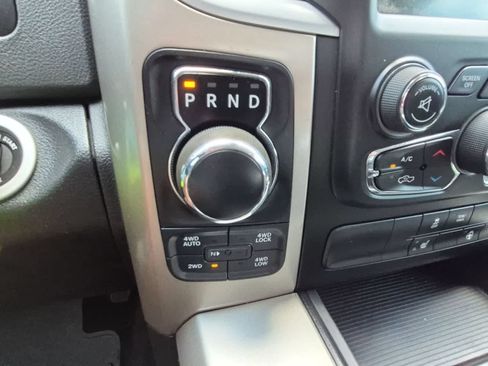 Used 2015 RAM 1500 Big Horn AWD/4WD image 30