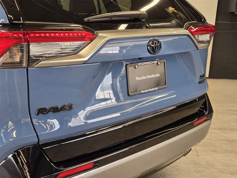 Used 2022 Toyota RAV4 XSE image 8