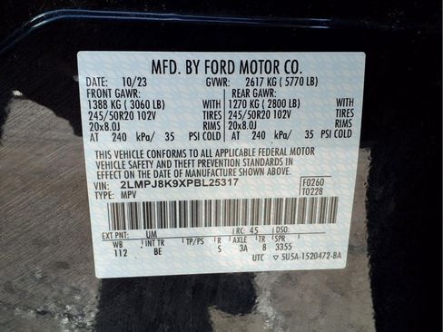 Used 2023 Lincoln Nautilus Reserve AWD/4WD image 24