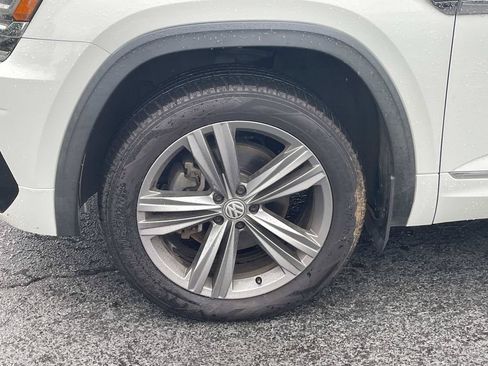 Used 2018 Volkswagen Atlas SE w/ R-Line Package FWD image 11