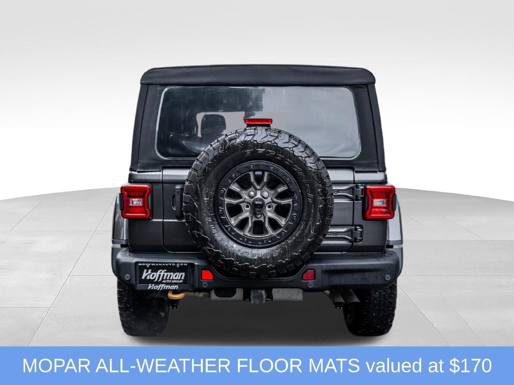 Used 2022 Jeep Wrangler Unlimited Rubicon w/ Dual Top Group AWD/4WD image 10