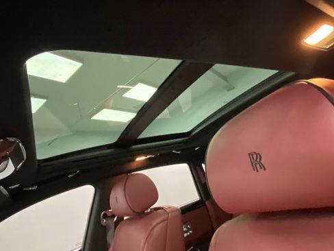 Used 2015 Rolls-Royce Ghost image 22