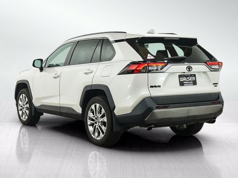 Used 2021 Toyota RAV4 Limited AWD/4WD image 3