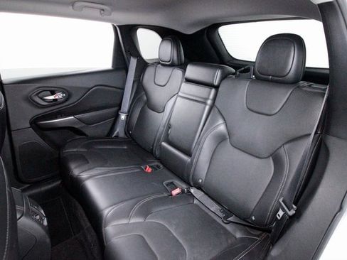 Used 2019 Jeep Cherokee Limited w/ Trailer Tow Group image 25