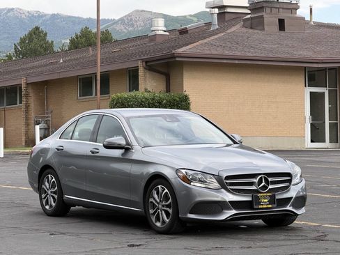 Used 2016 Mercedes-Benz C 300 Sedan image 3
