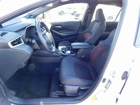 Used 2024 Toyota Corolla SE image 12