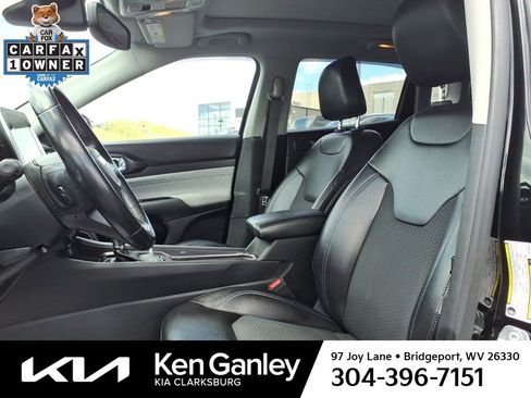 Used 2022 Jeep Compass Latitude w/ Sun and Sound Group AWD/4WD image 13