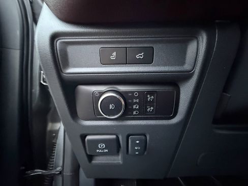 Used 2024 Ford Expedition Max Limited image 21