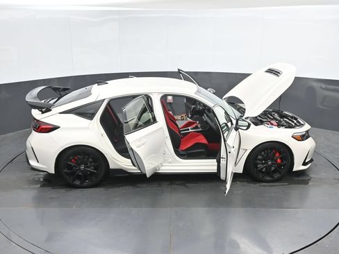 Used 2023 Honda Civic Type R image 52