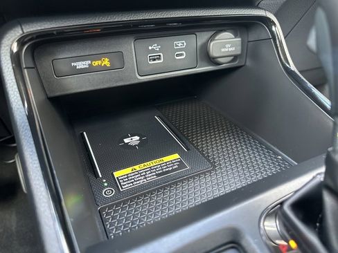 Used 2025 Honda CR-V EX-L image 29