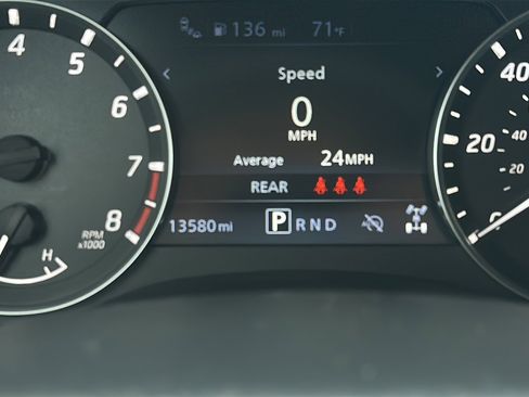 Used 2024 Nissan Frontier SL w/ Technology Package AWD/4WD image 16