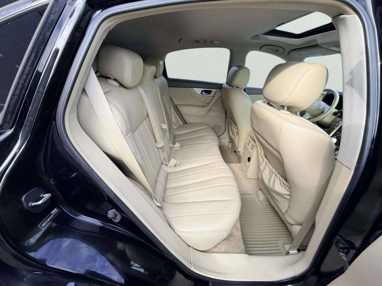 Used 2012 INFINITI FX35 2WD w/ Premium Pkg image 25