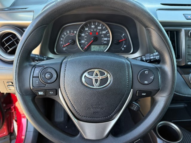 Used 2015 Toyota RAV4 XLE AWD/4WD image 16