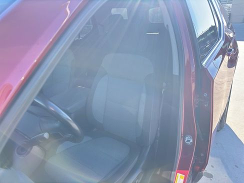 Used 2020 Chevrolet Traverse LT w/ LPO, Floor Liner Package image 27