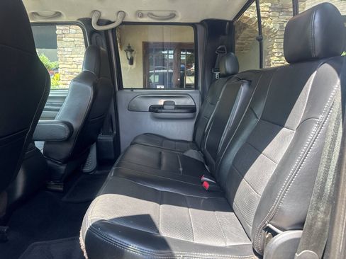 Used 2006 Ford F250 XLT AWD/4WD image 14