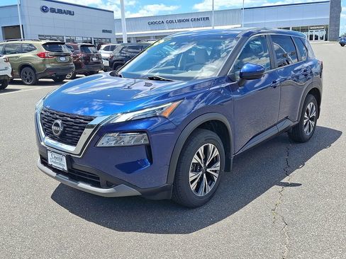 Used 2023 Nissan Rogue SV AWD/4WD image 6