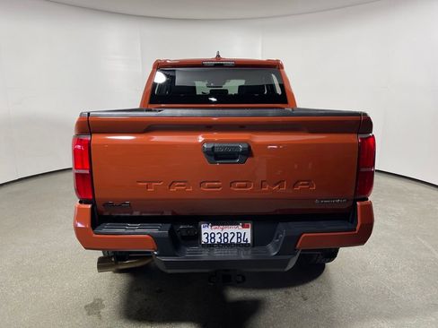 Certified 2025 Toyota Tacoma TRD Off-Road image 4