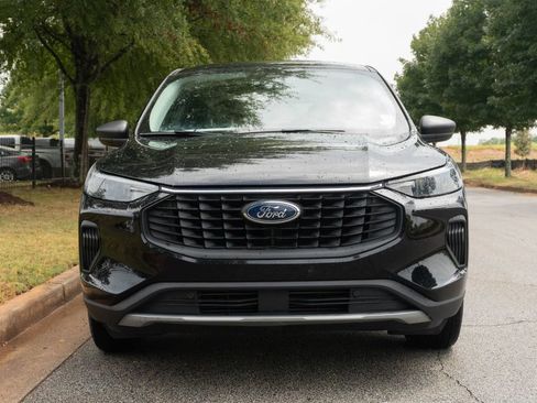 Used 2025 Ford Escape Active AWD/4WD image 2