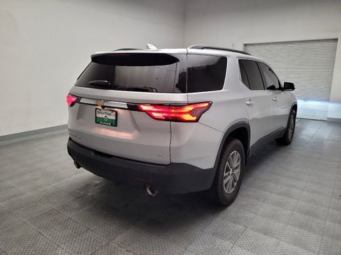 Used 2022 Chevrolet Traverse LT AWD/4WD image 9