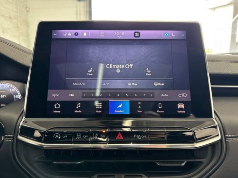 Used 2022 Jeep Compass High Altitude AWD/4WD image 20