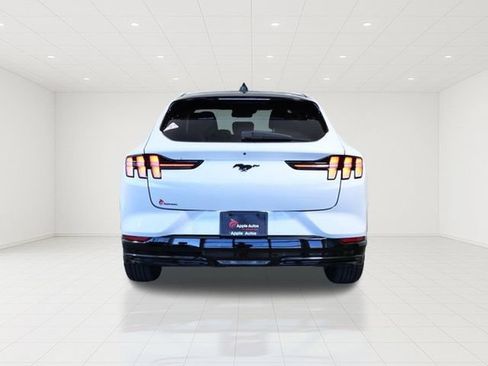 Certified 2023 Ford Mustang Mach-E Premium AWD/4WD image 5