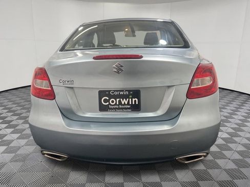 Used 2011 Suzuki Kizashi SE AWD/4WD image 6