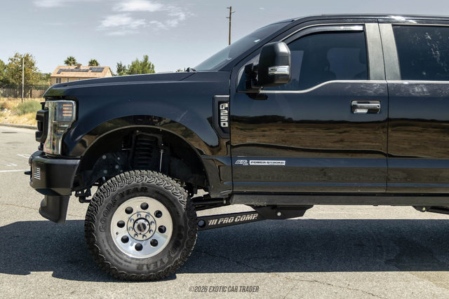 Used 2020 Ford F250 4x4 Crew Cab Super Duty image 4